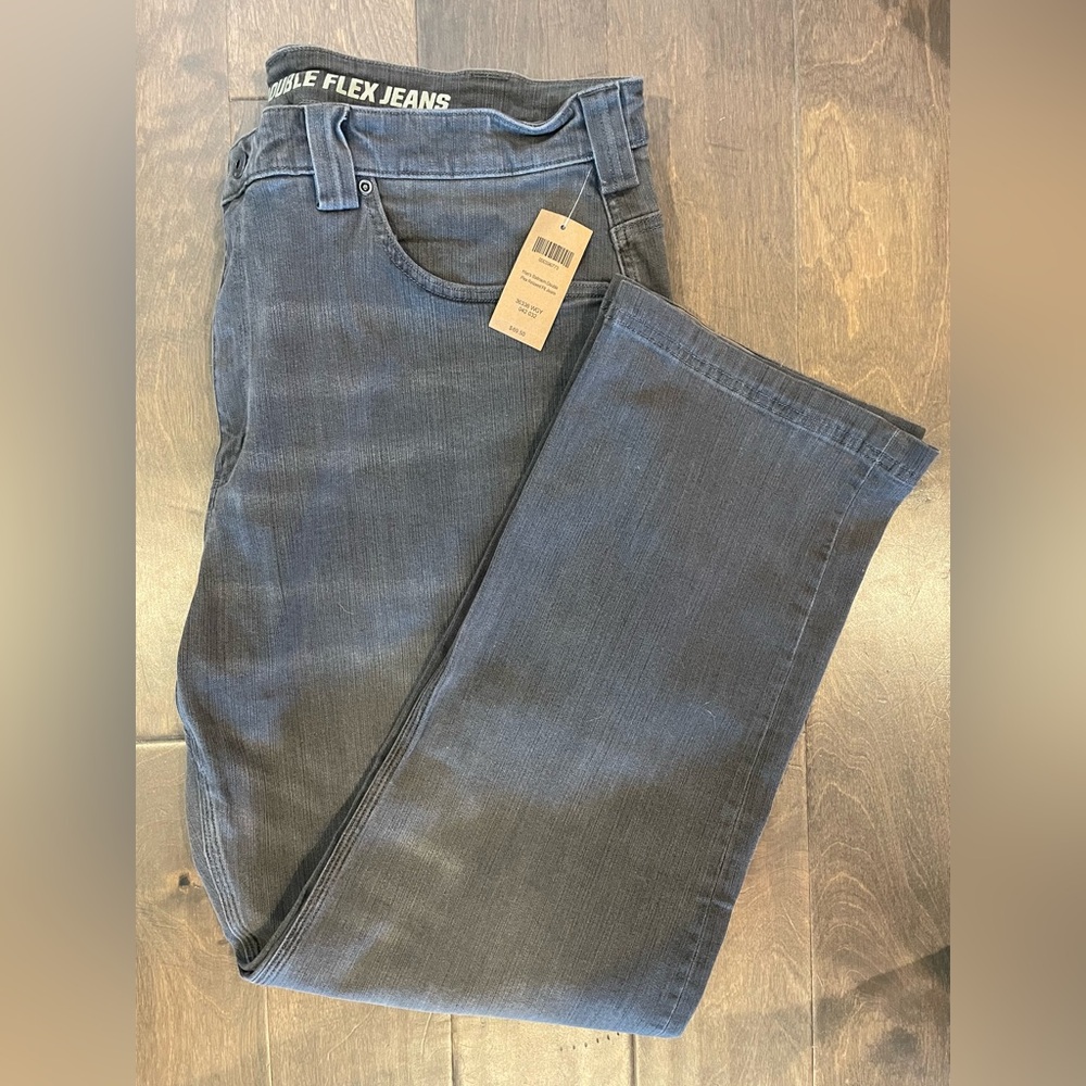 NWT Duluth Trading Men’s Ballroom Double Flex Relaxed Fit Gray Jeans - 42x32